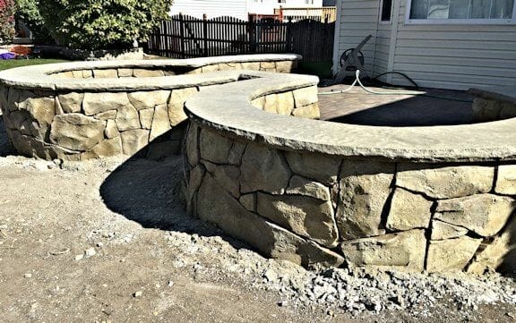 hardscape-seatwall-concrete-stone
