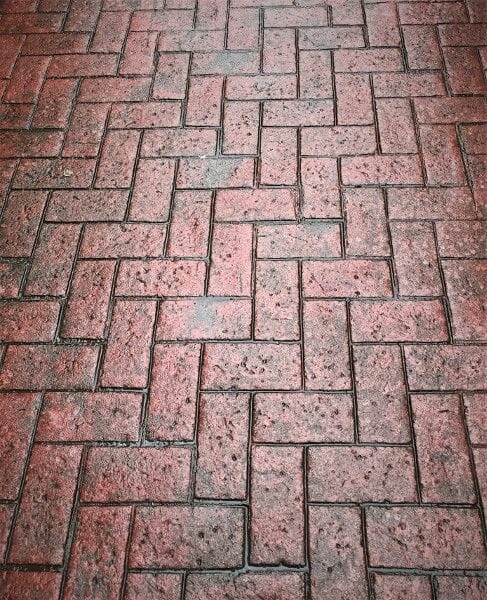 old-town-herringbone-stamped-concrete-walttools-example-3