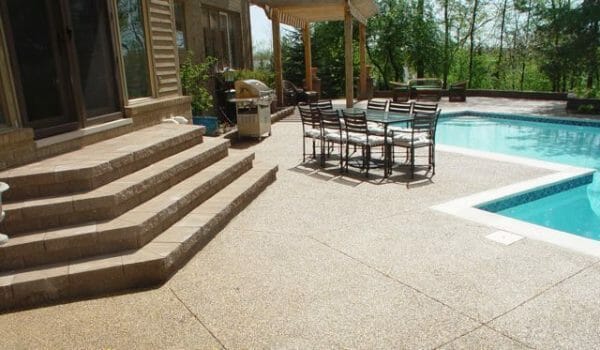 split-limestone-concrete-stamp-step-insert-8-inch