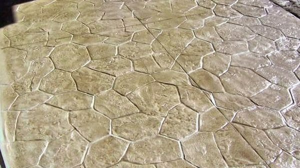 ultrathane-random-rock-stamped-concrete-walttools