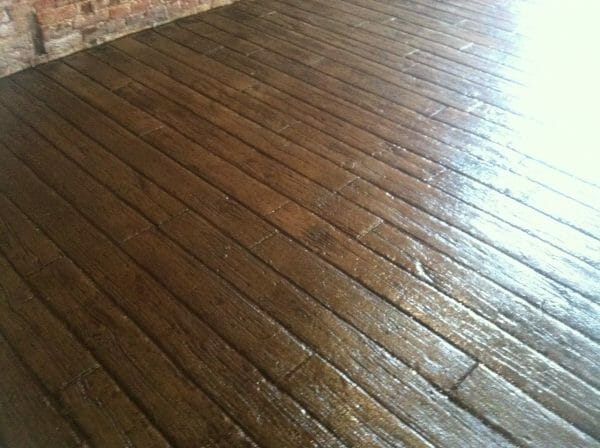 weatherwood-plank-stamped-concrete-walttools-example-3