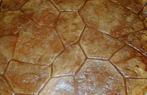 random-rock-stamped-concrete-walttools-example-3-khaki-copper