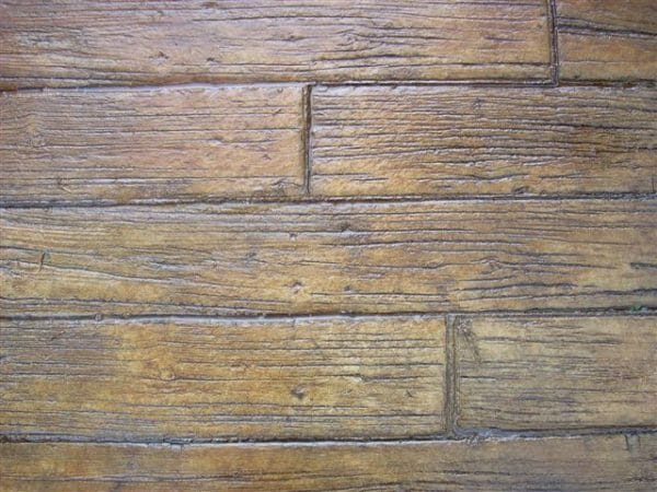 weatherwood-plank-stamped-concrete-walttools-example-1